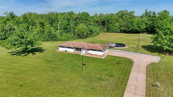 25 Acres of Recreational Land with Home for Sale in Dresden, Tennessee