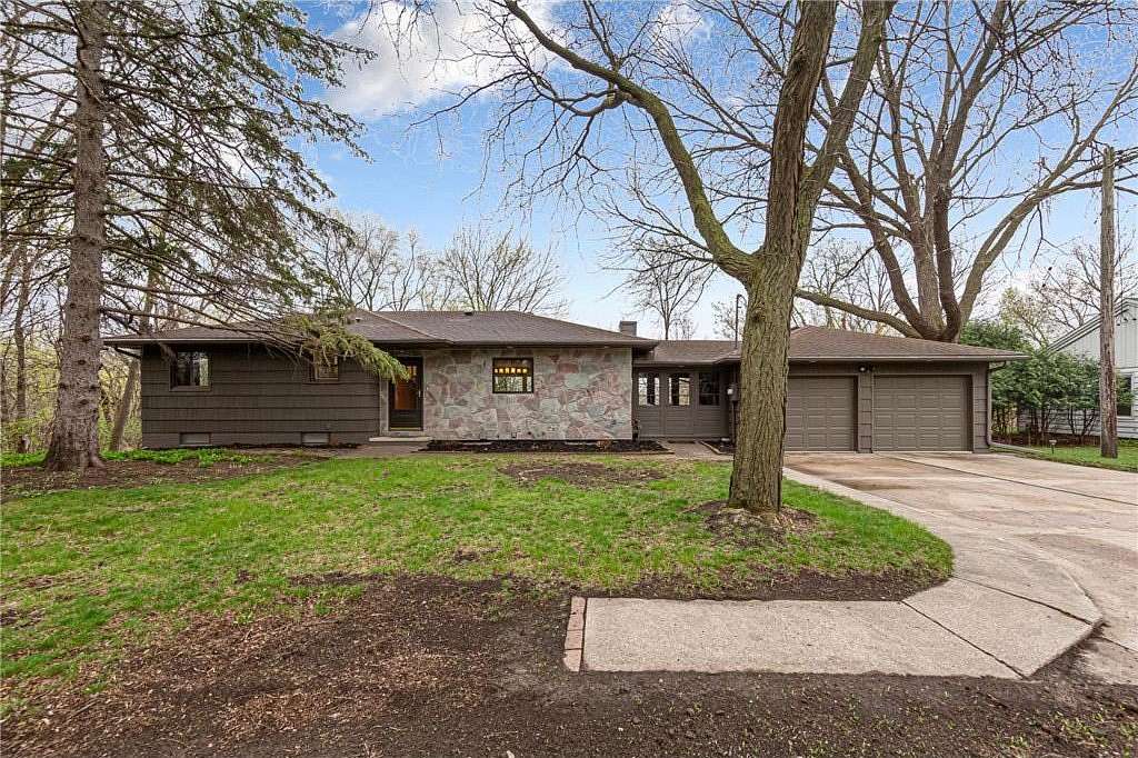 2.26 Acres of Land with Home for Sale in North Mankato, Minnesota