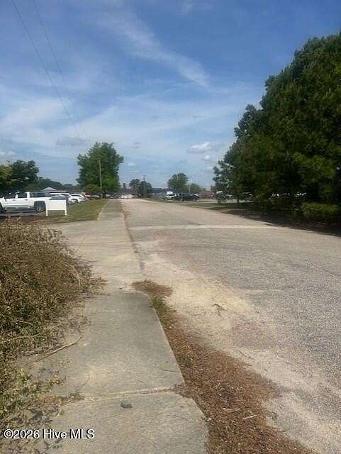 0.45 Acres of Commercial Land for Sale in Elizabethtown, North Carolina