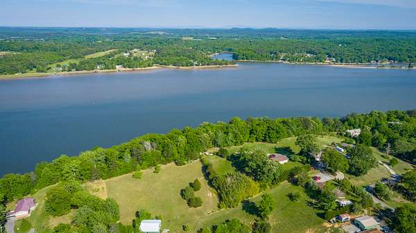 1.33 Acres of Residential Land for Sale in Bakewell, Tennessee