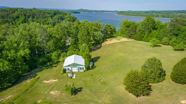1.8 Acres of Residential Land for Sale in Bakewell, Tennessee