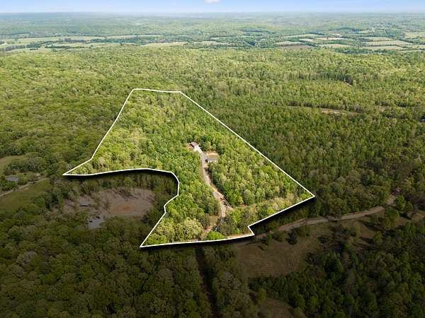 20 Acres of Land with Home for Sale in Nunnelly, Tennessee