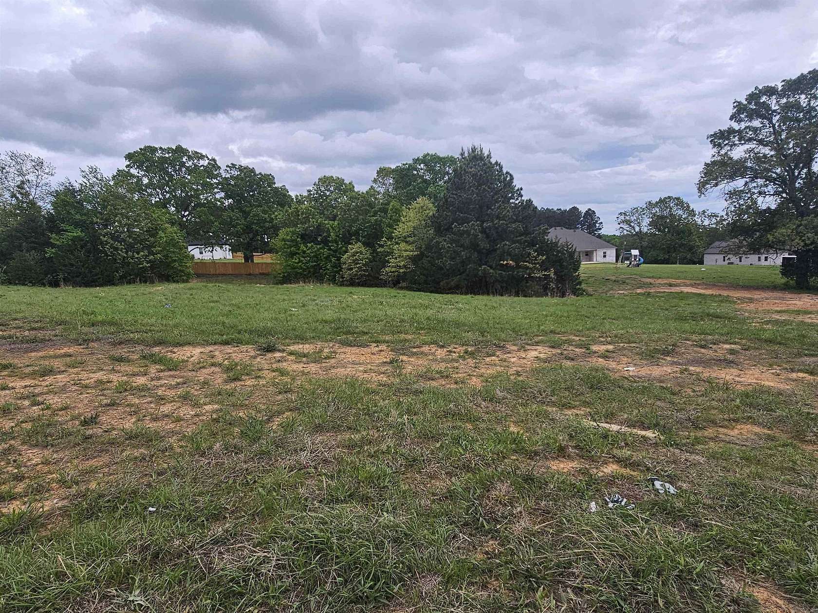 0.88 Acres of Residential Land for Sale in Greenbrier, Arkansas