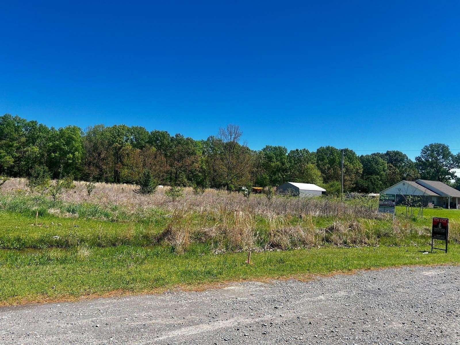 5 Acres of Mixed-Use Land for Sale in Lonoke, Arkansas