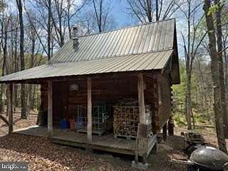 40.2 Acres of Recreational Land for Sale in Winchester, Virginia