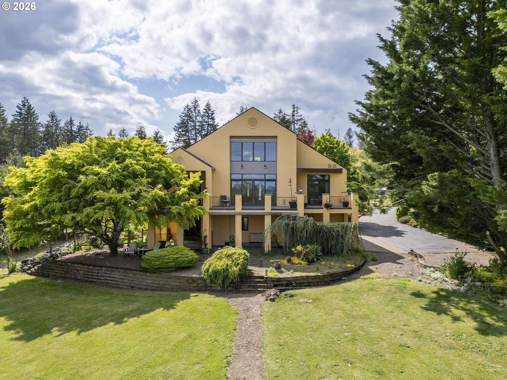 2 Acres of Land with Home for Sale in Veneta, Oregon