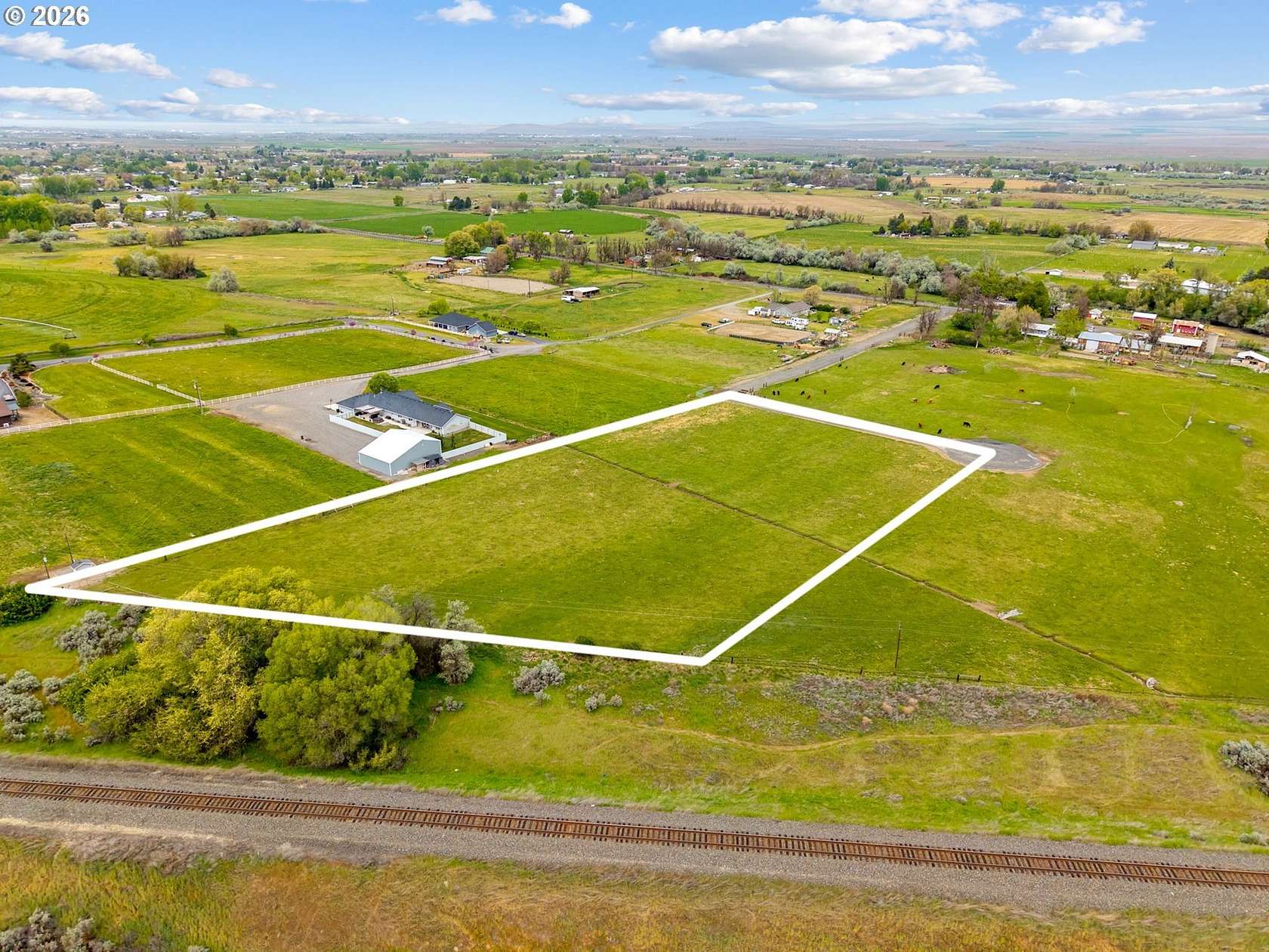 4 Acres of Residential Land for Sale in Hermiston, Oregon