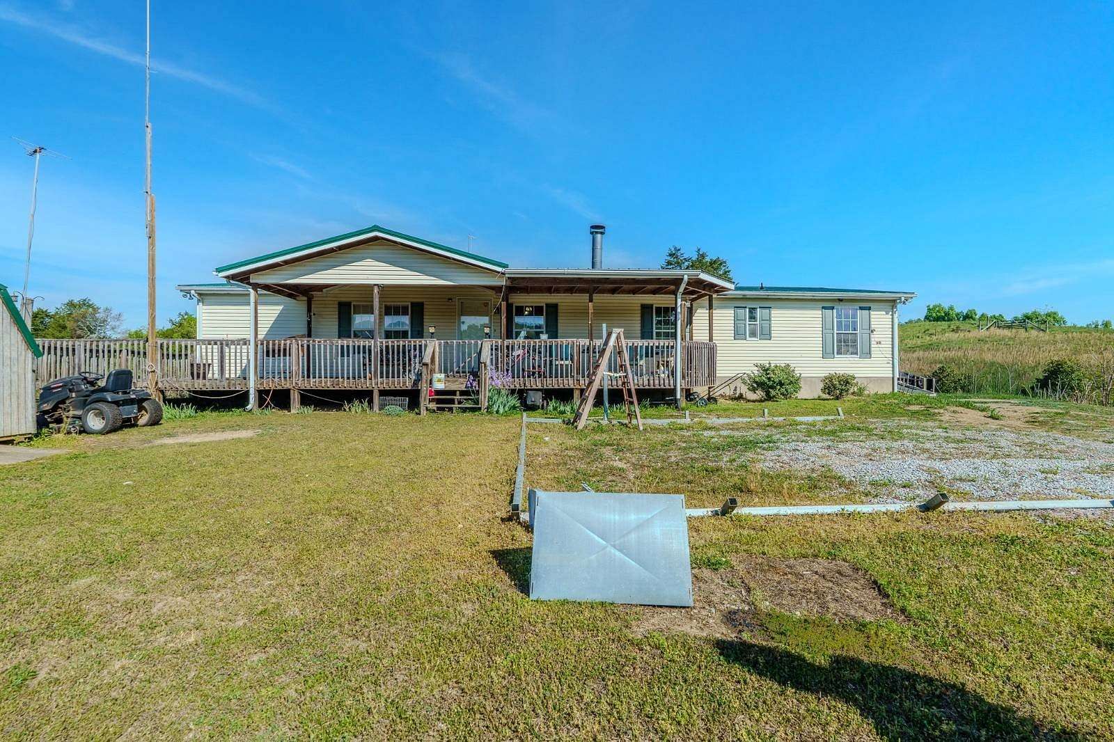 14 Acres of Land with Home for Sale in Mosheim, Tennessee