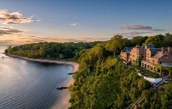 10 Acres of Land with Home for Sale in Lloyd Harbor, New York
