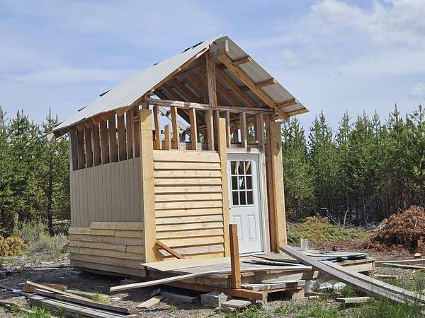 1 Acre of Residential Land for Sale in Chiloquin, Oregon