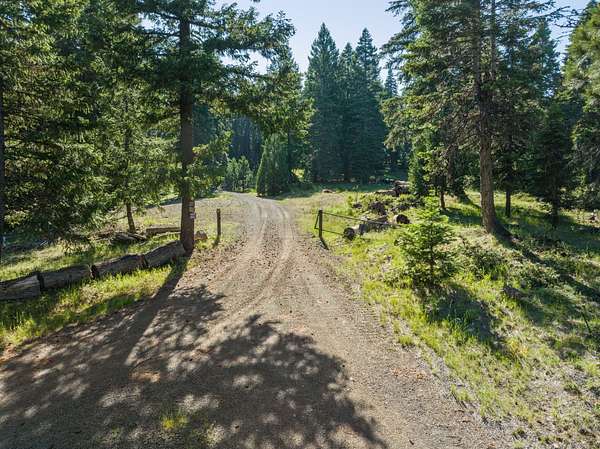 5.6 Acres of Residential Land for Sale in Ashland, Oregon