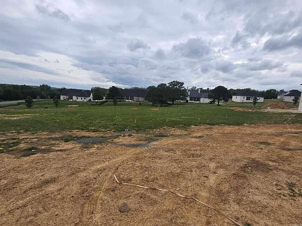 0.88 Acres of Residential Land for Sale in Greenbrier, Arkansas