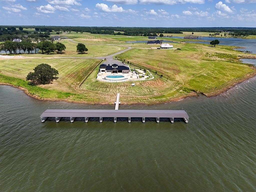 1 Acre of Residential Land for Sale in Honey Grove, Texas