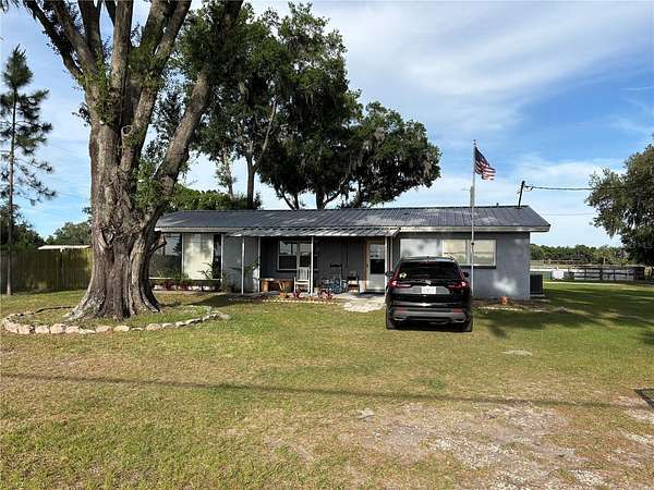 4.66 Acres of Land with Home for Sale in Lithia, Florida