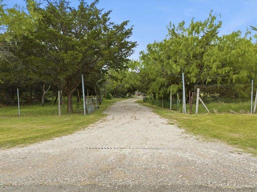 10 Acres of Land for Sale in Royse City, Texas