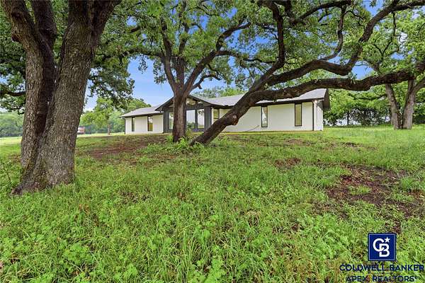 47 Acres of Land for Sale in Covington, Texas