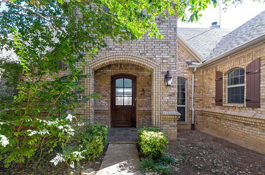 2 Acres of Land with Home for Sale in Bowie, Texas