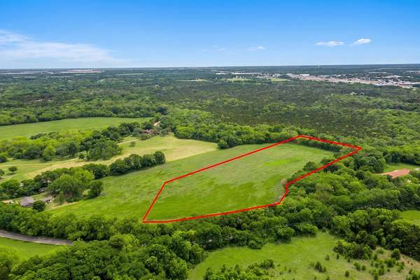 9.45 Acres of Agricultural Land for Sale in Lancaster, Texas