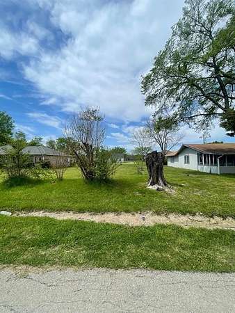 0.19 Acres of Residential Land for Sale in Gun Barrel City, Texas