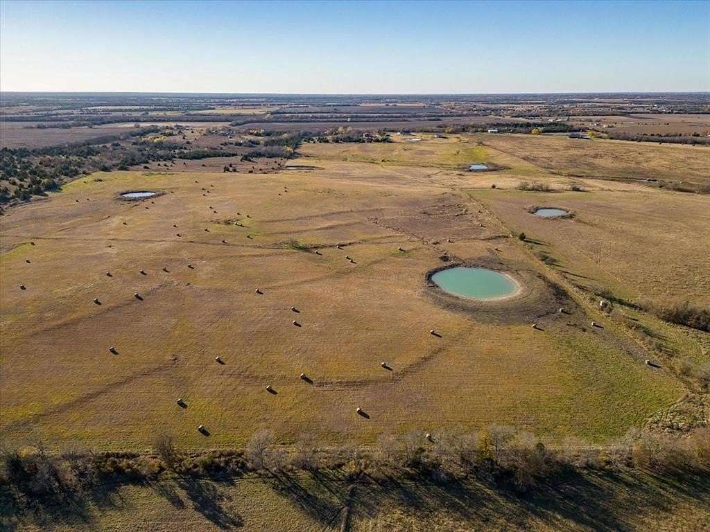 77 Acres of Agricultural & Residential Land for Sale in Wolfe City, Texas