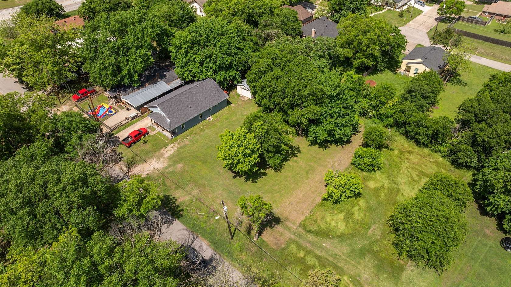 0.16 Acres of Residential Land for Sale in Ennis, Texas