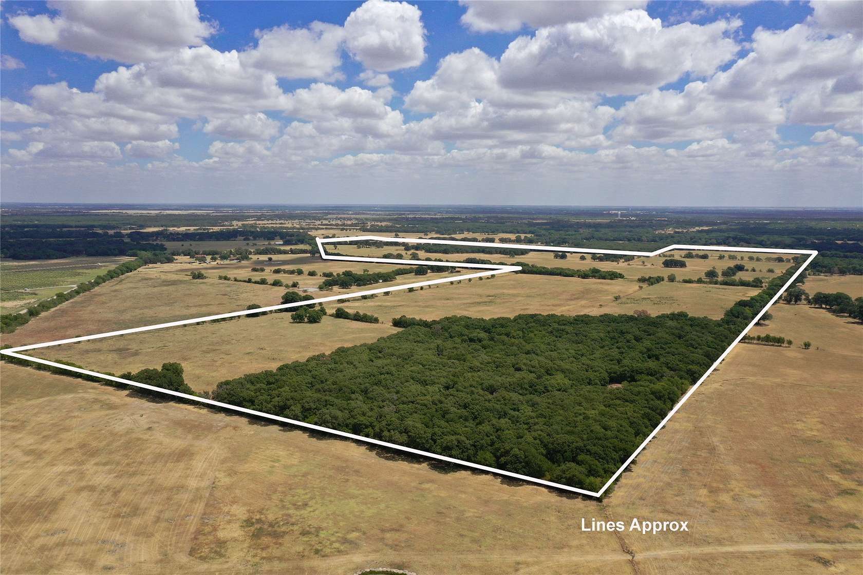 246 Acres of Land for Sale in Scurry, Texas