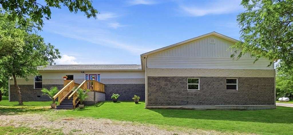 3 Acres of Land with Home for Sale in Bridgeport, Texas