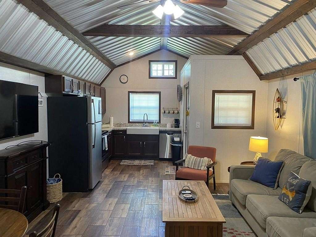 1.3 Acres of Land with Home for Sale in Burkeville, Texas