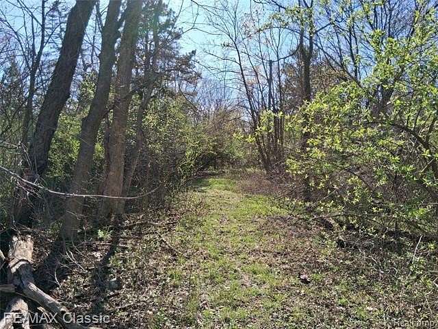 8.46 Acres of Residential Land for Sale in Farmington Hills, Michigan