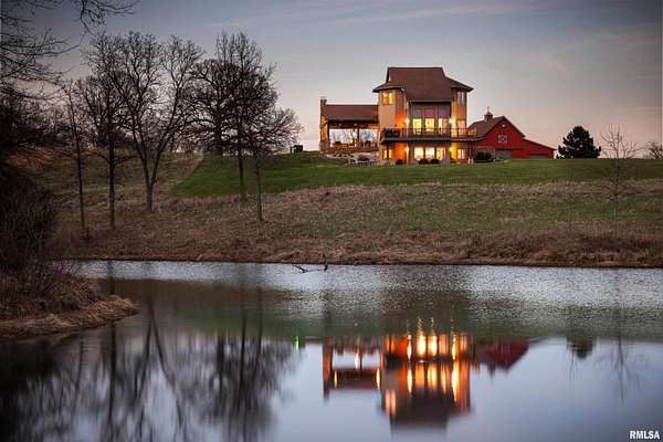 108 Acres of Land with Home for Sale in Ellisville, Illinois