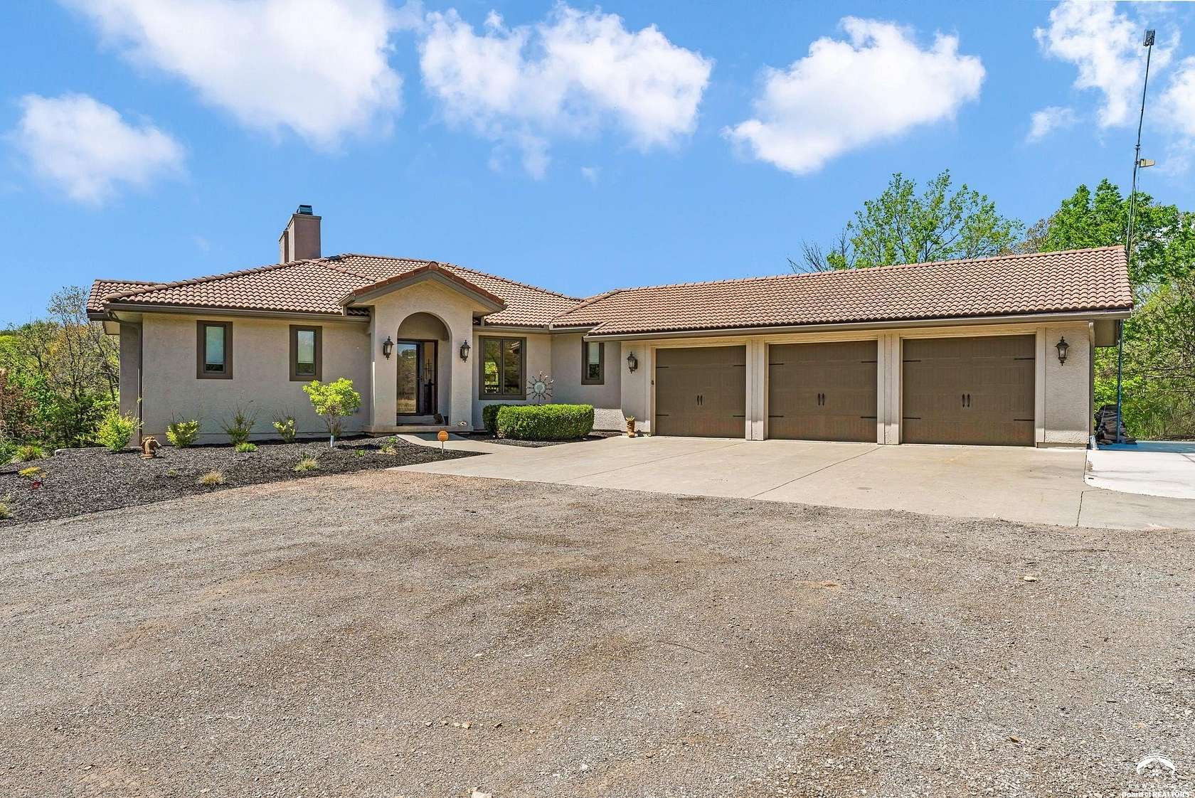 4 Acres of Land with Home for Sale in Lecompton, Kansas