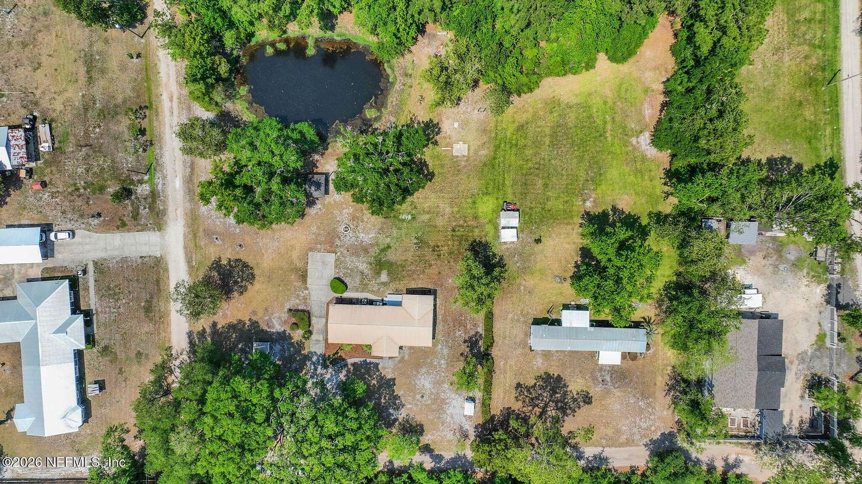 2.5 Acres of Land with Home for Sale in Jacksonville, Florida