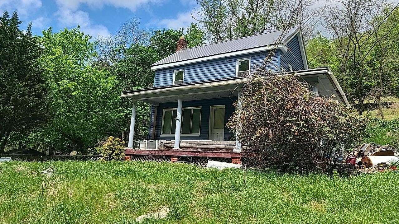 5.6 Acres of Land with Home for Sale in Boonsboro, Maryland