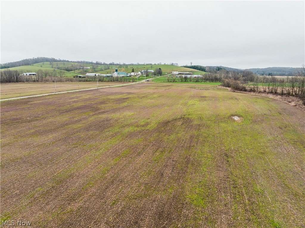 6.1 Acres of Agricultural Land for Auction in Frazeysburg, Ohio