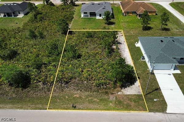 0.25 Acres of Residential Land for Sale in Lehigh Acres, Florida
