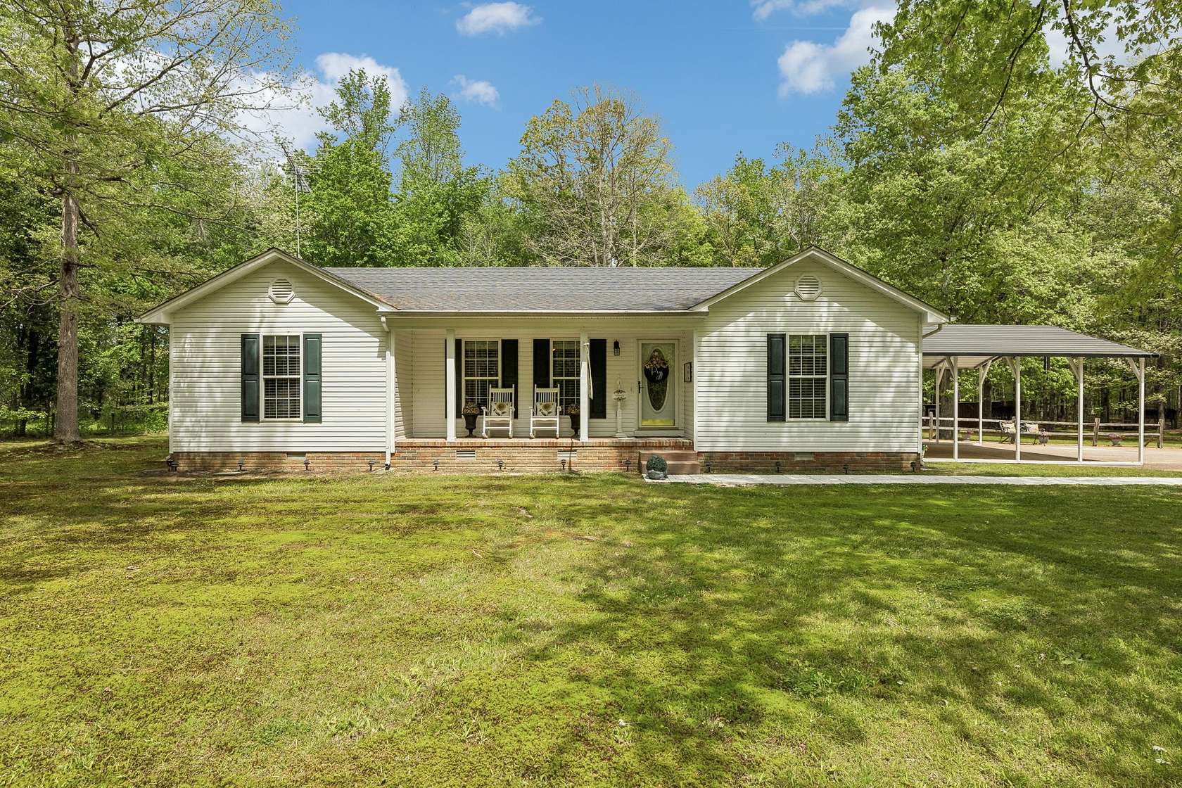 2 Acres of Land with Home for Sale in Summertown, Tennessee