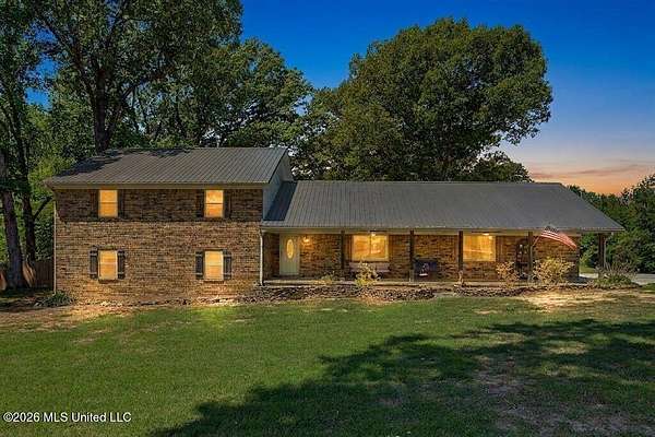 5 Acres of Land with Home for Sale in Nesbit, Mississippi