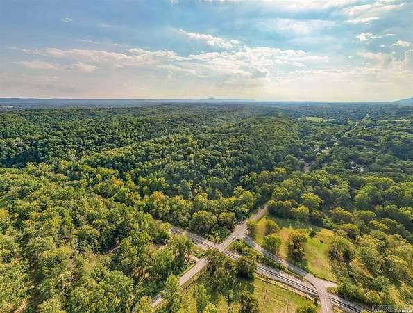 108 Acres of Land for Sale in Hot Springs, Arkansas