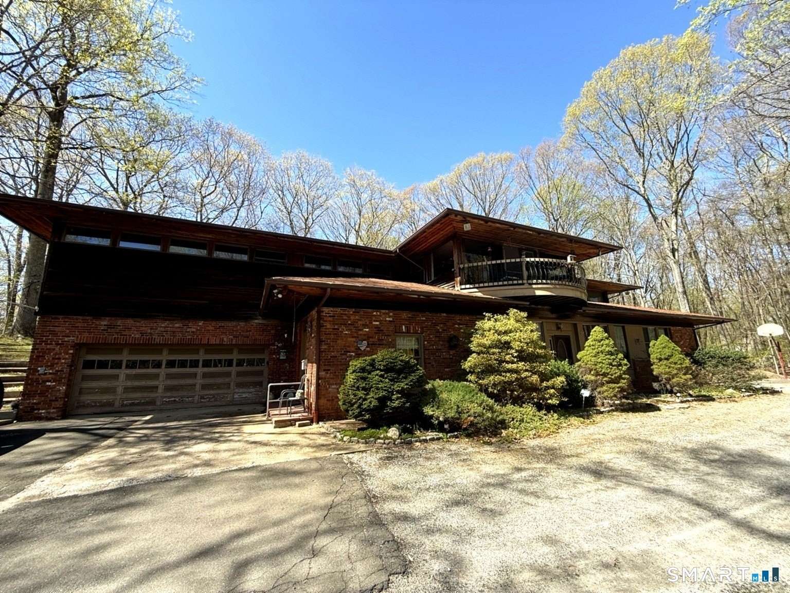 1.78 Acres of Land with Home for Sale in Woodbridge, Connecticut