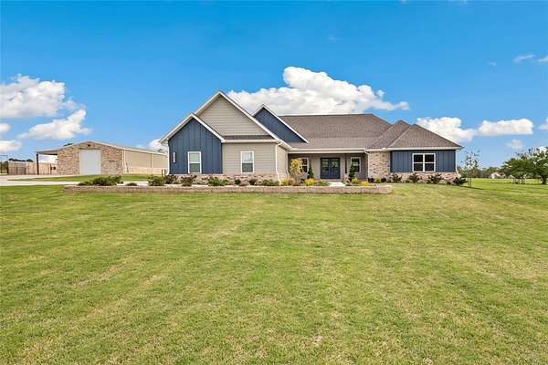 10.7 Acres of Land with Home for Sale in Farmington, Arkansas