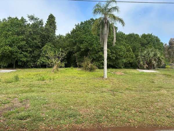 0.27 Acres of Residential Land for Sale in Okeechobee, Florida