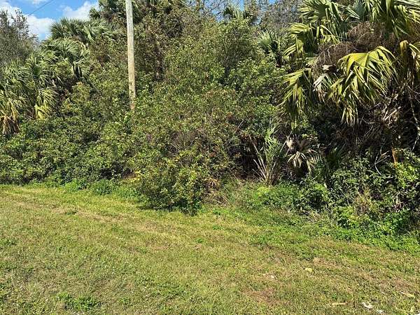0.19 Acres of Residential Land for Sale in Okeechobee, Florida