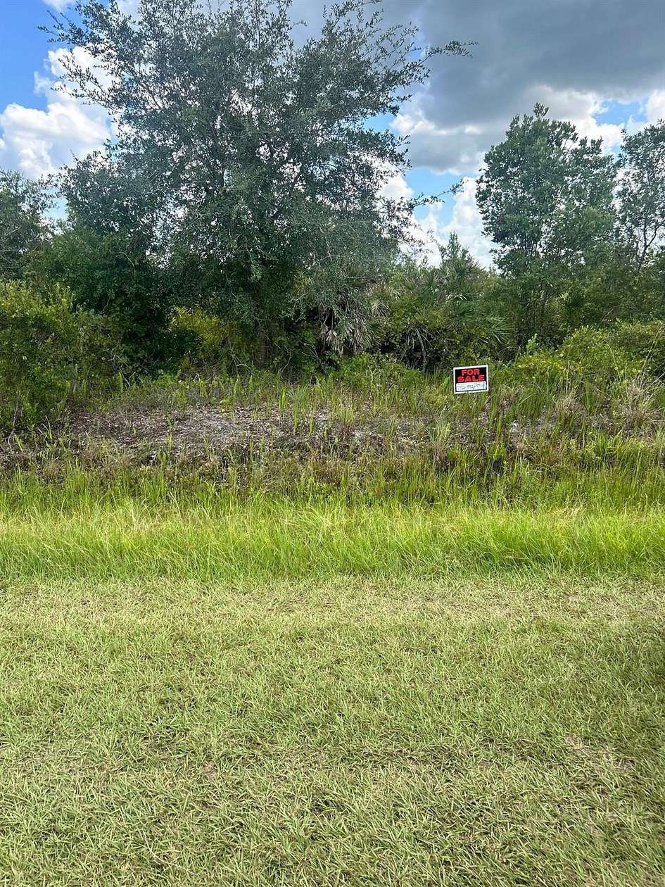 1.25 Acres of Land for Sale in Okeechobee, Florida