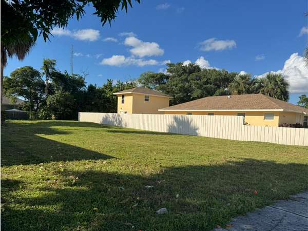 0.14 Acres of Residential Land for Sale in West Palm Beach, Florida
