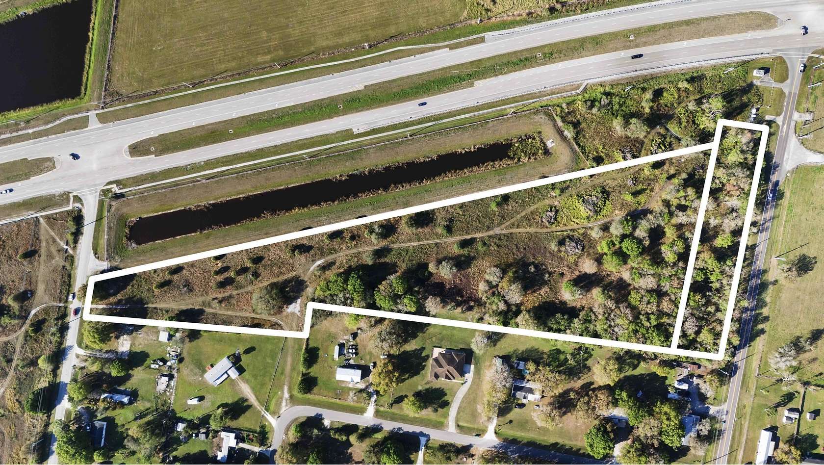 9 Acres of Mixed-Use Land for Sale in Okeechobee, Florida