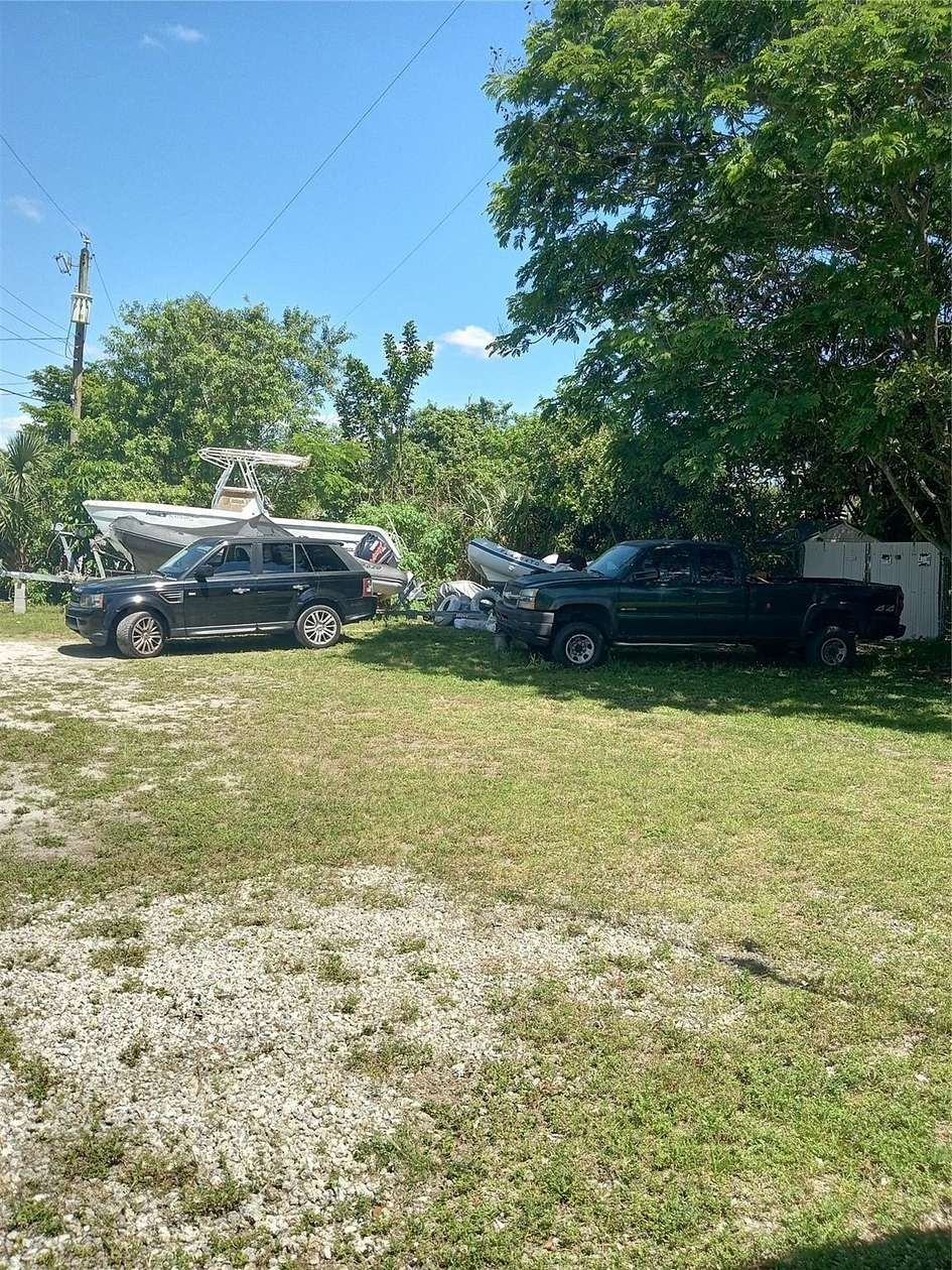 1 Acre of Residential Land for Sale in Okeechobee, Florida