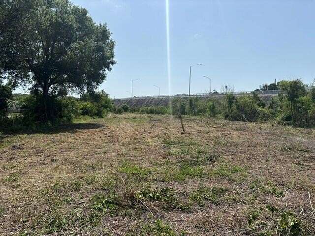 1 Acre of Commercial Land for Sale in Okeechobee, Florida