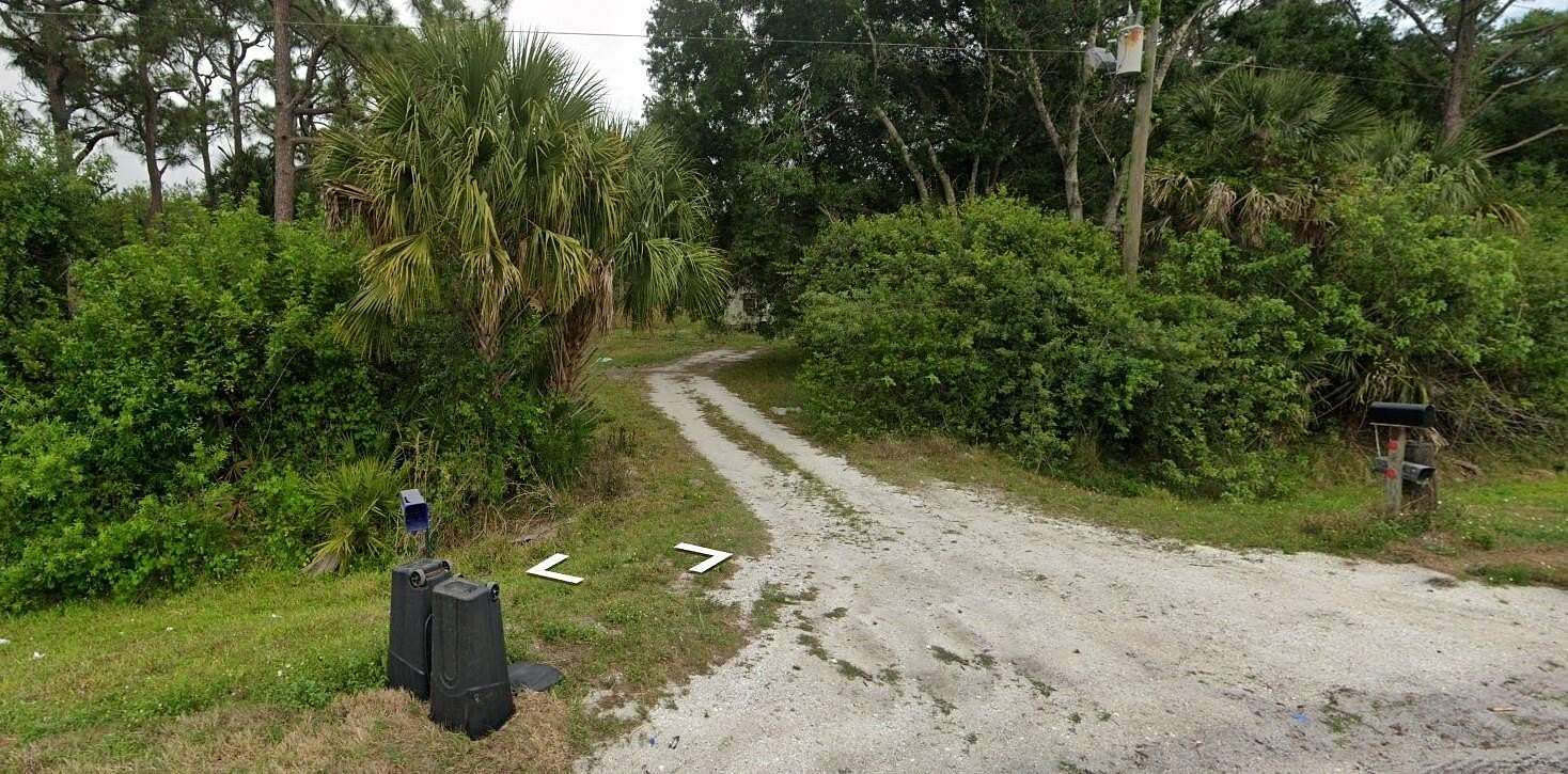 3.43 Acres of Land for Sale in Okeechobee, Florida
