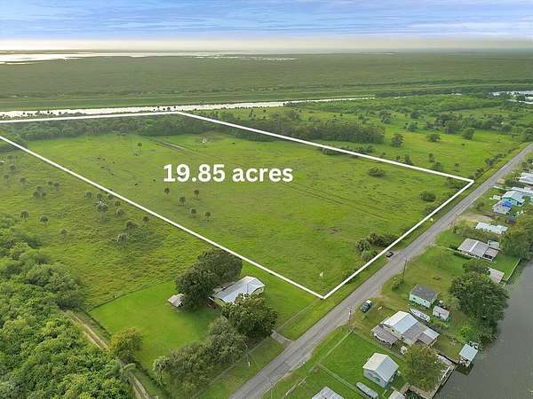 19.9 Acres of Land for Sale in Okeechobee, Florida