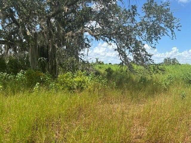 1.25 Acres of Land for Sale in Okeechobee, Florida